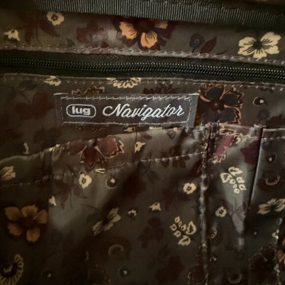 Lug Navigator Crossbody Bag - Brushed Grey - Picture 5 of 6